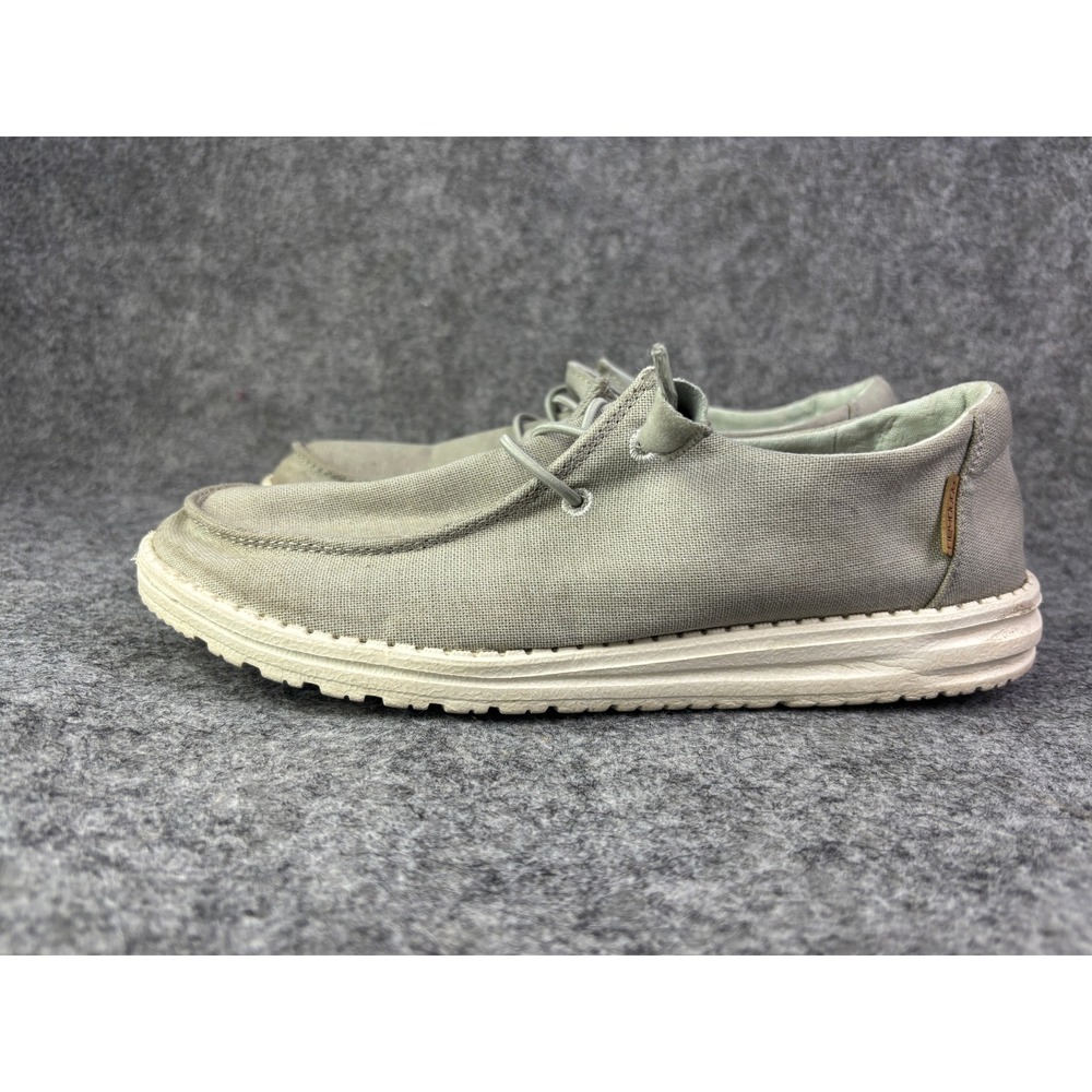 Hey Dude Wendy Slip On Shoes Womens 9 Light Grey Chambray Loafers 121413058